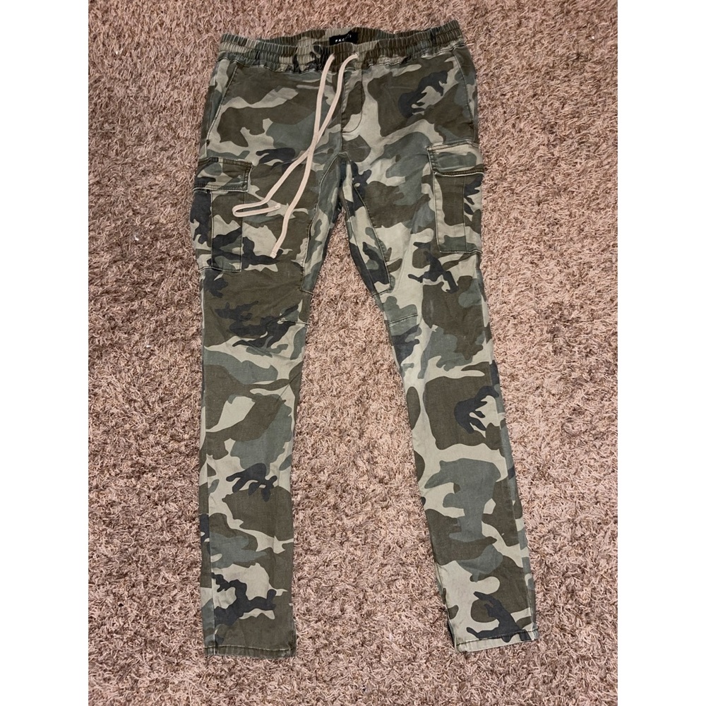 Camo jogger jeans